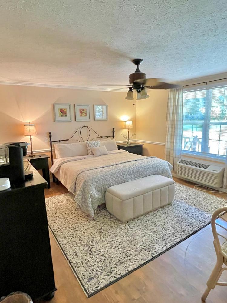 King Room interior